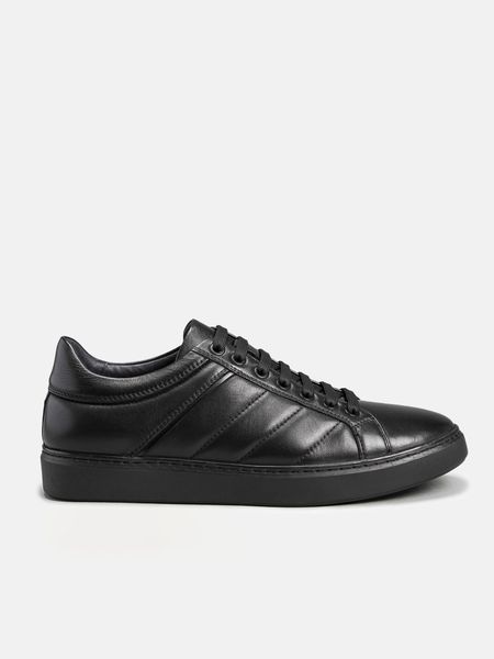 Giày thể thao nam Mulgati Black Sneaker - M128A-82