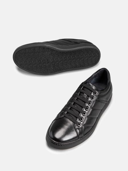Giày thể thao nam Mulgati Black Sneaker - M128A-82