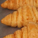  Bánh Croissant 