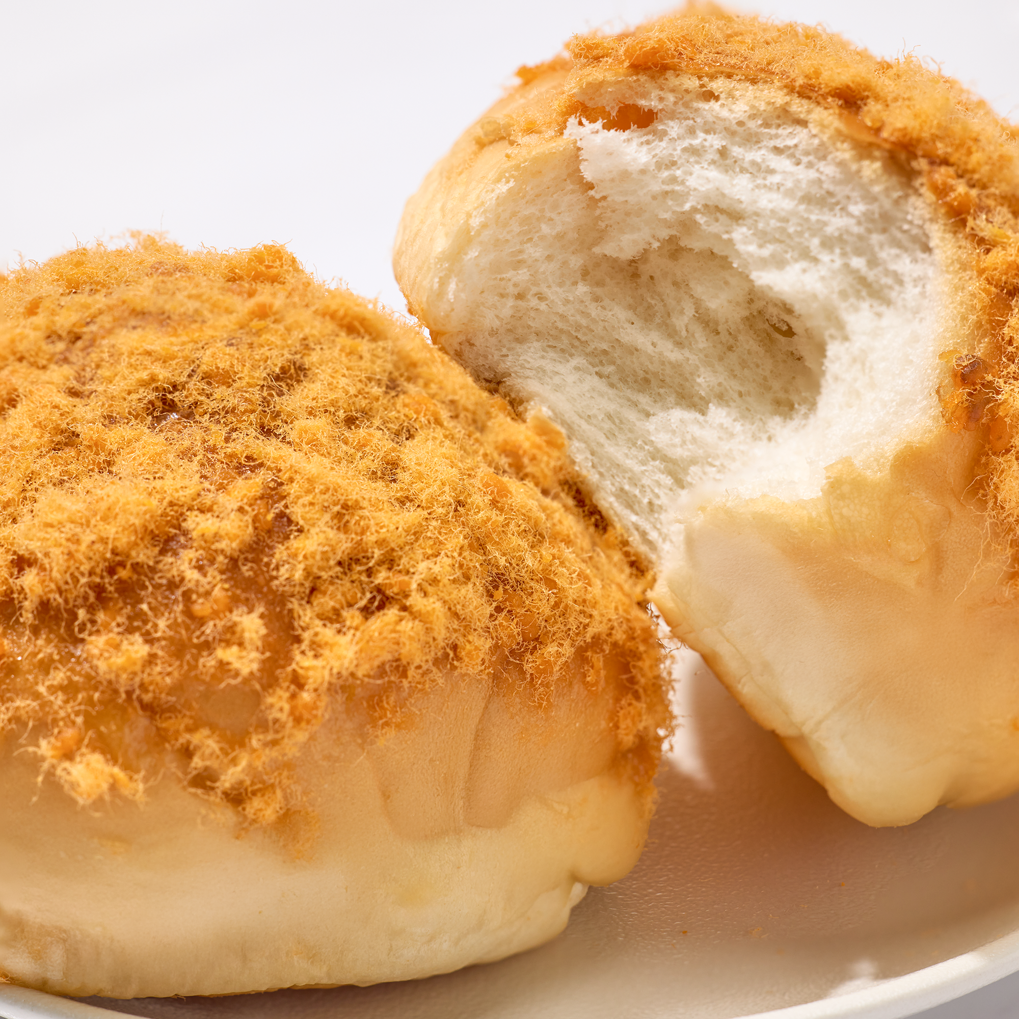 Bánh mì ruốc gà cay