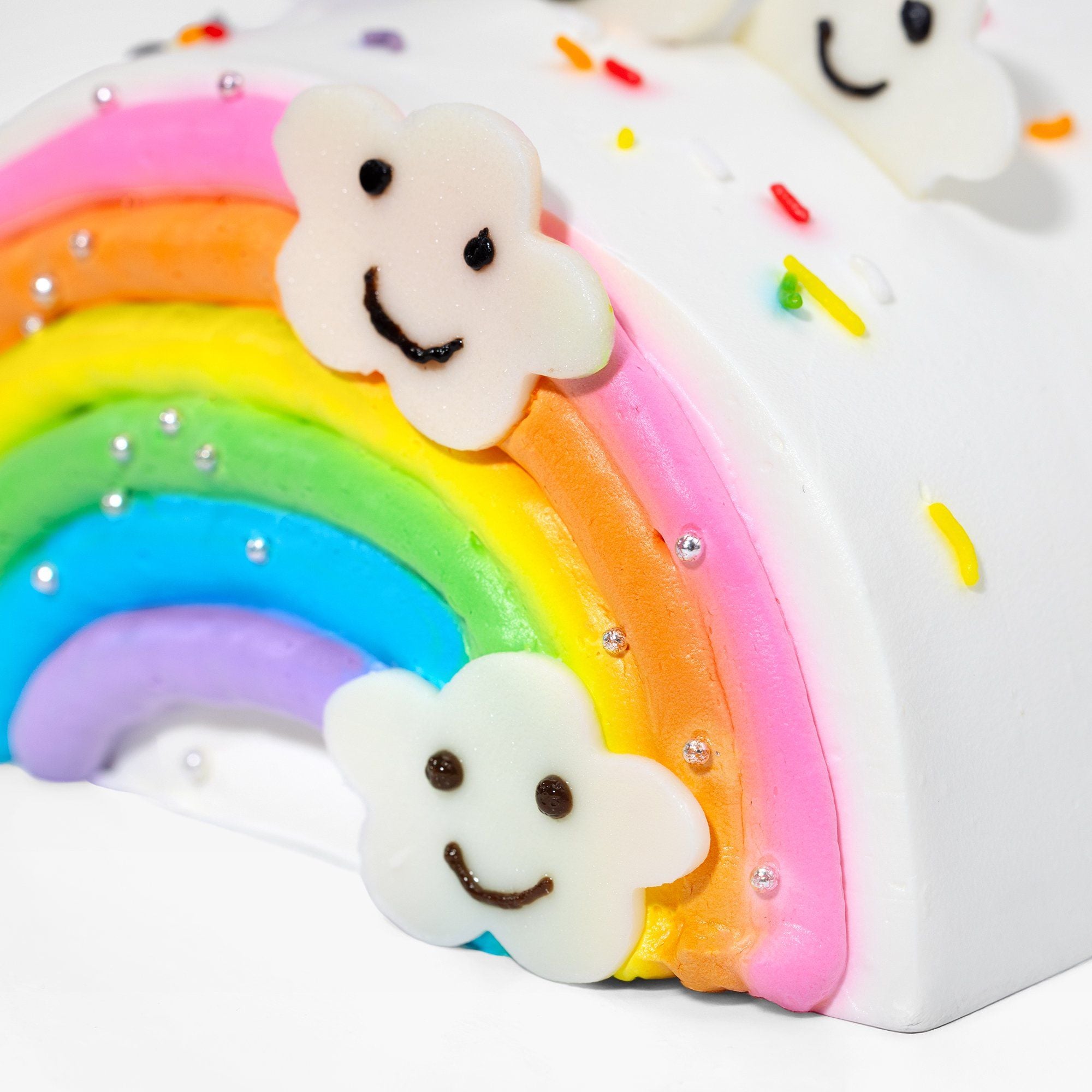 Bánh kem Rainbow Magic