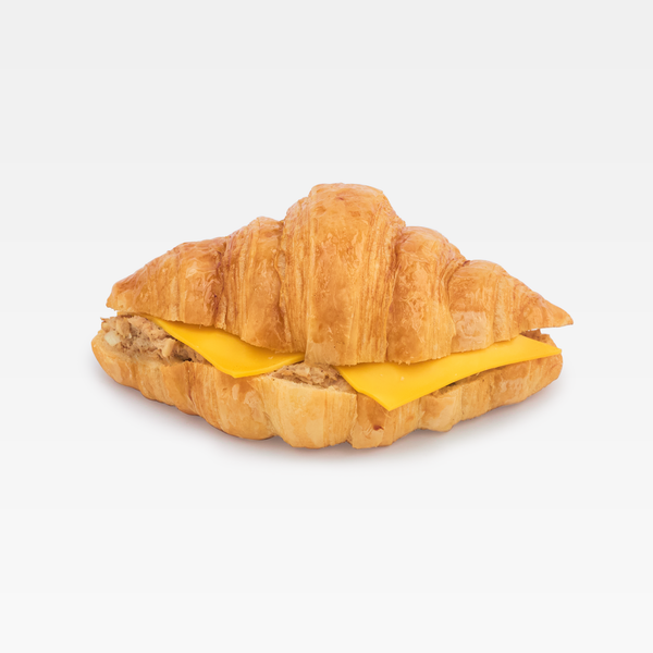 Bánh croissant cá ngừ