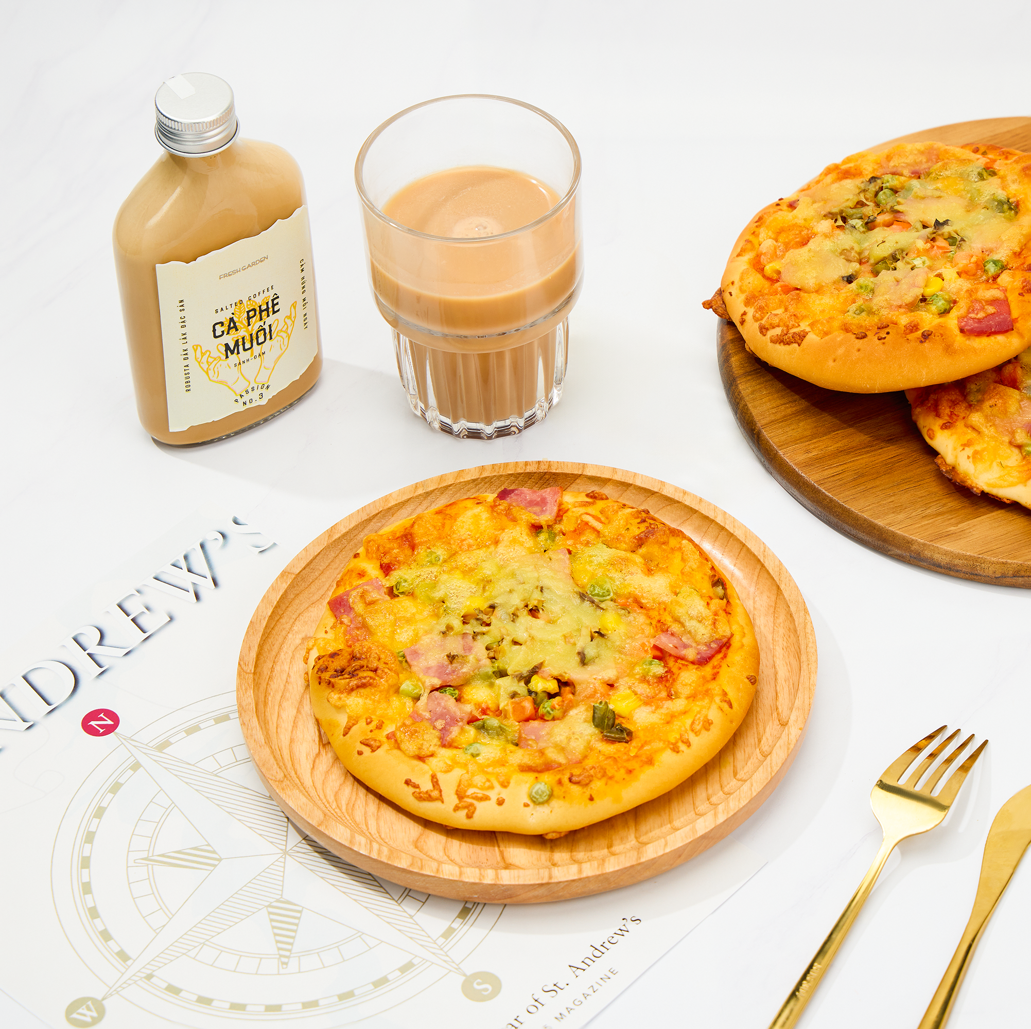 Bánh  pizza dăm bông dứa