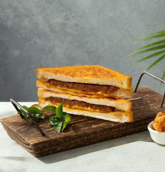 Bánh sandwich bò phô mai