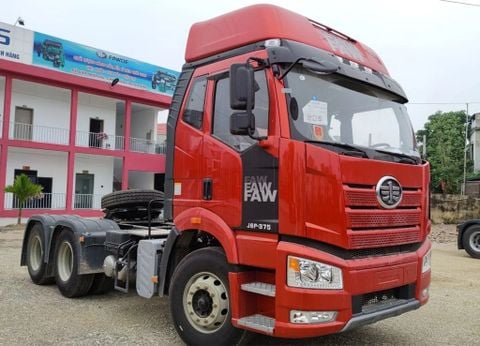 Đầu kéo Faw 375hp nhập khẩu mới nhất 2024