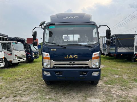 xe jac 9 tan thung lung