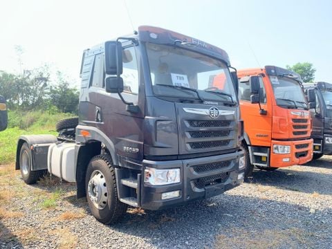 XE ĐẦU KÉO FAW 260HP