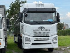 Ngoại thất xe đầu kéo faw Jh6