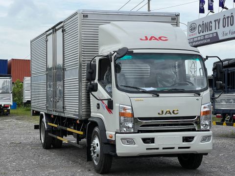 xe tải jac 9 tấn N900s thùng kín