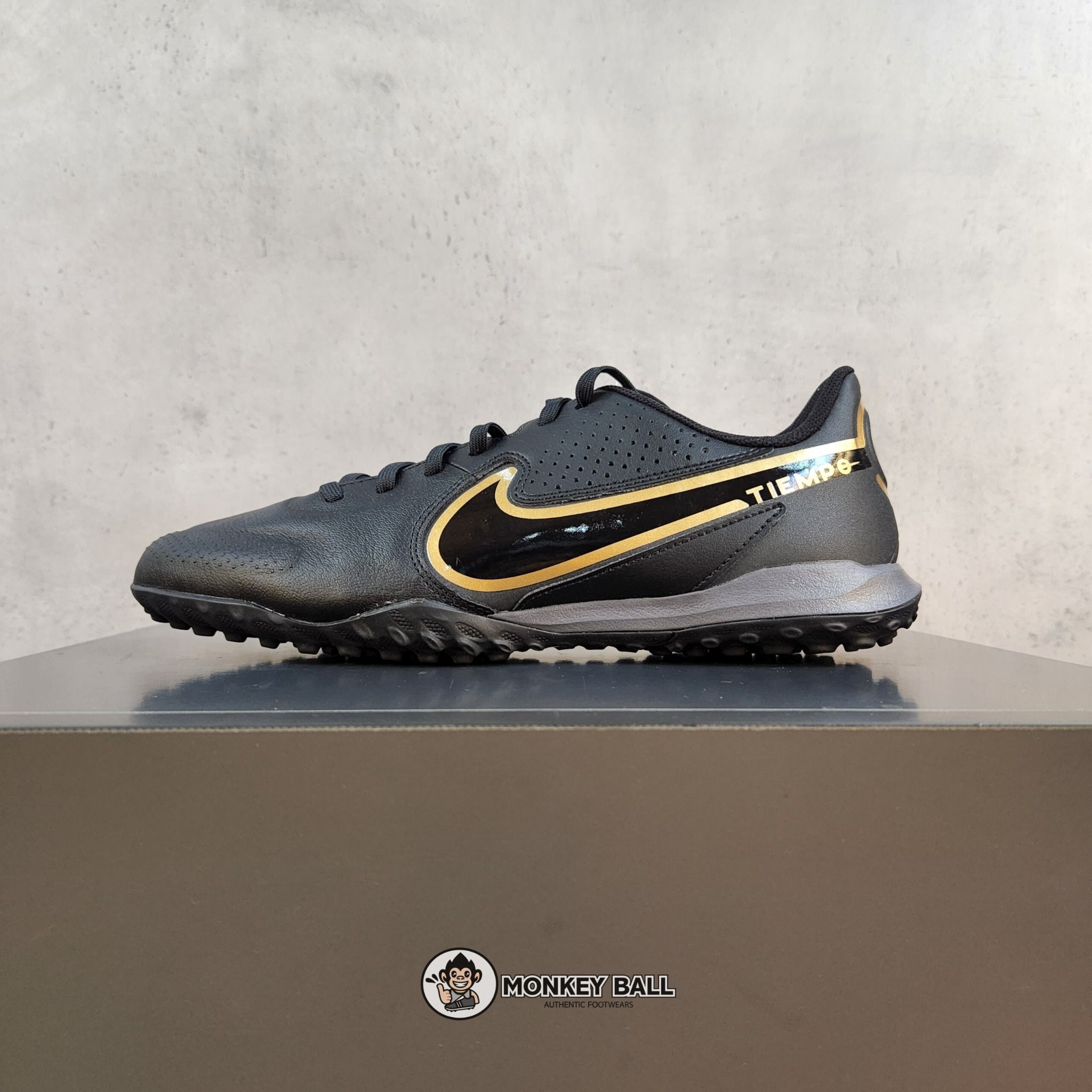  Nike Tiempo 9 Academy Legend 