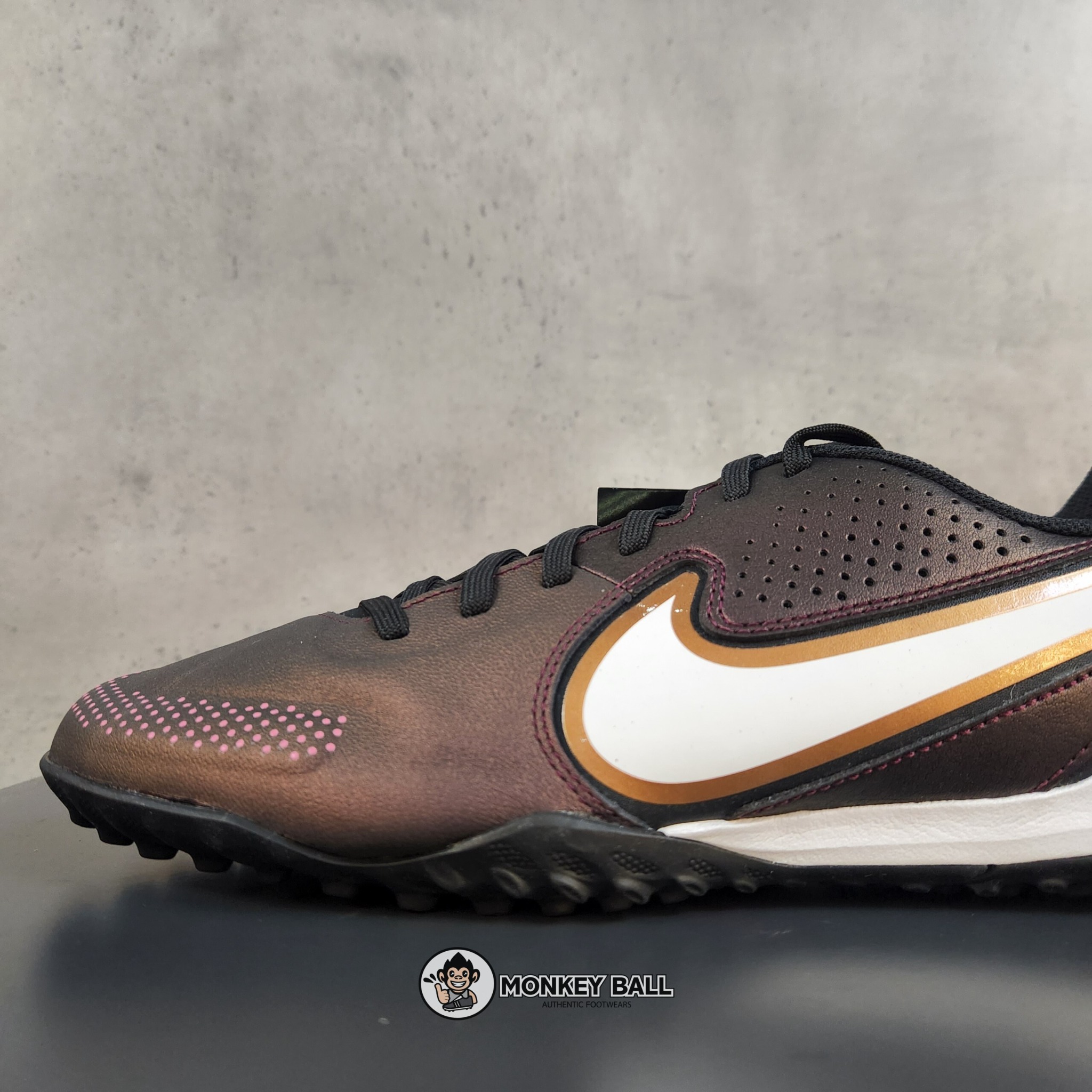 GUAYOS NIKE