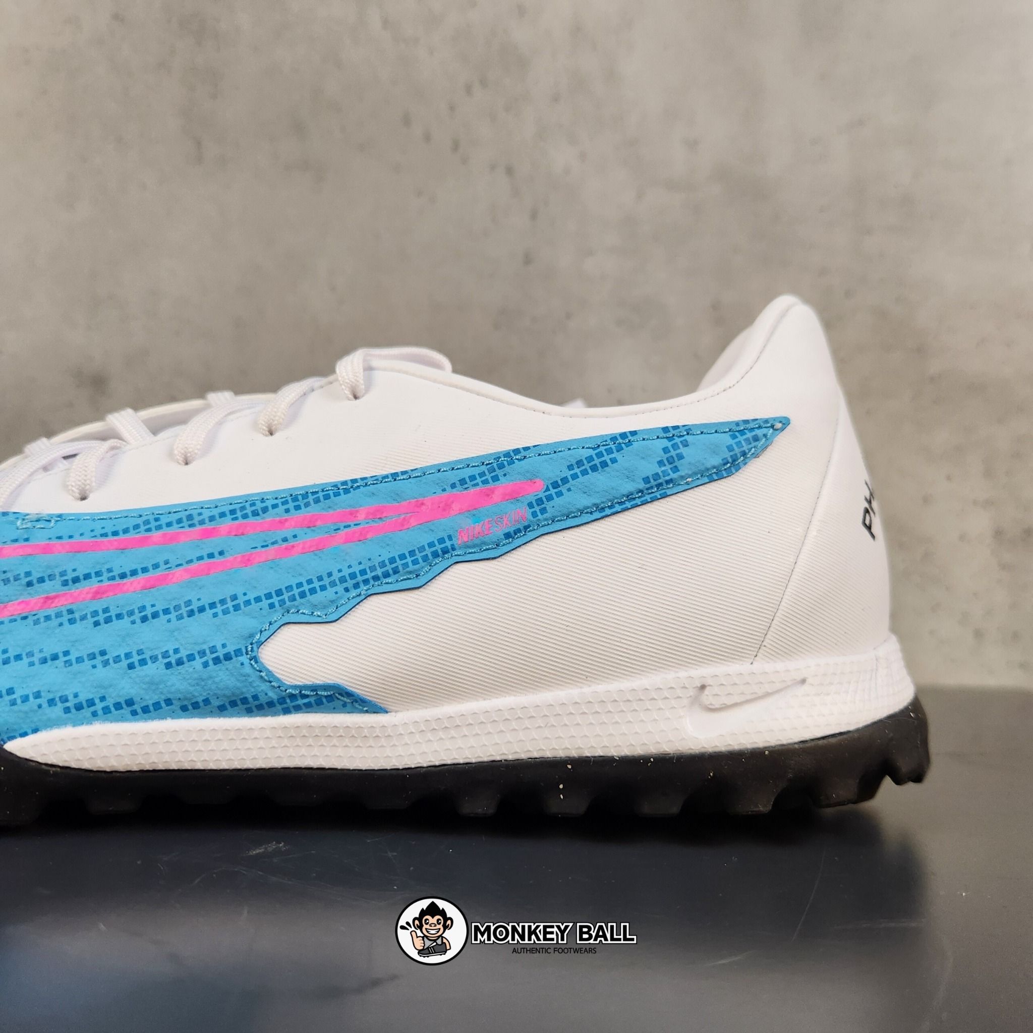  Nike Phantom GX Academy 