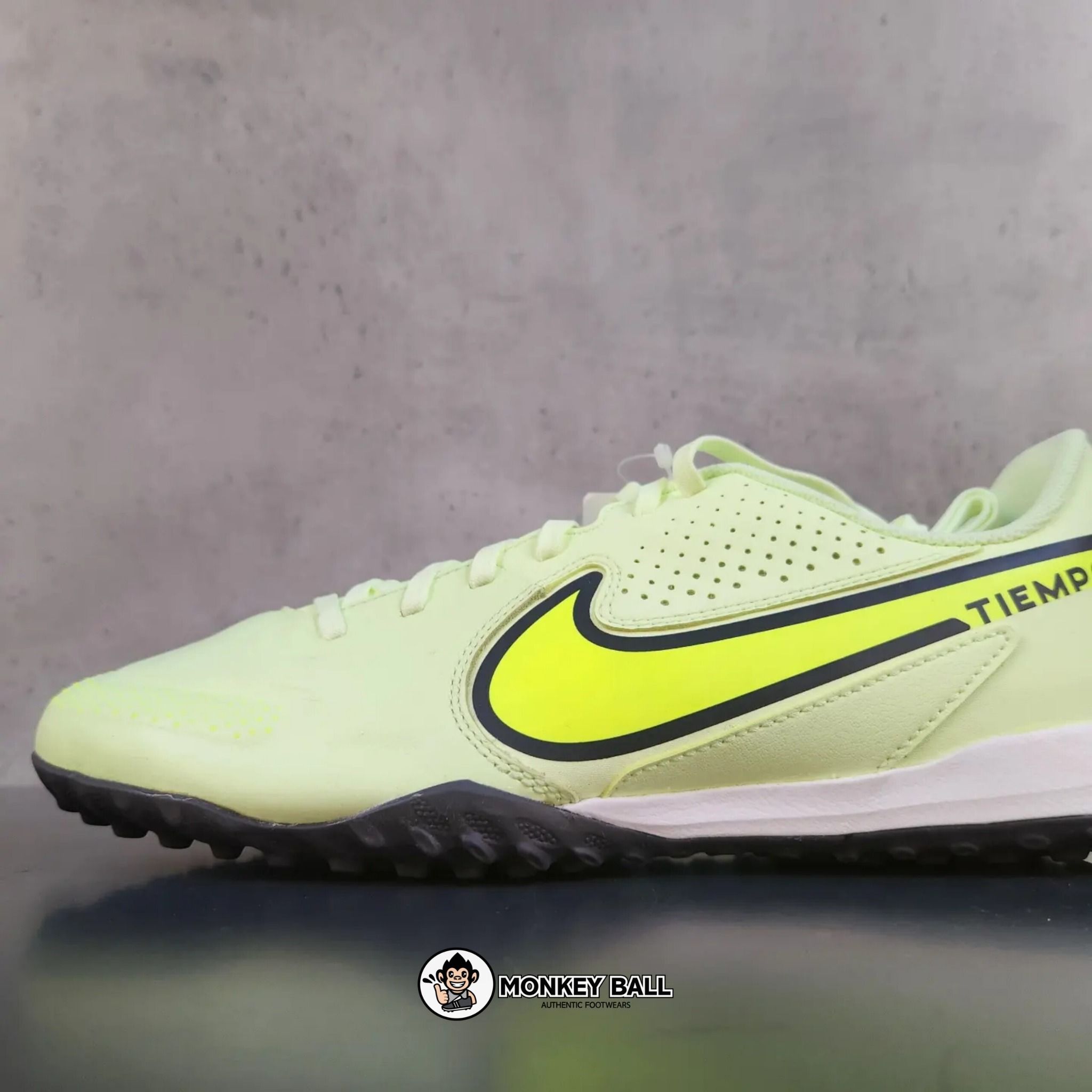  Nike Tiempo 9 Academy Legend 