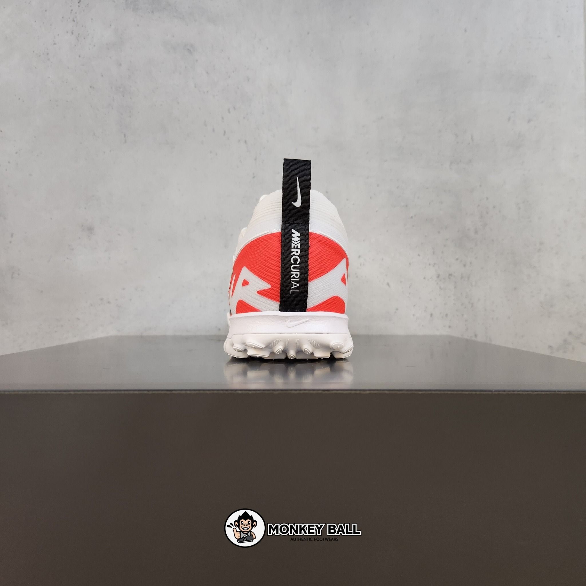  Nike Zoom Vapor 15 Pro 