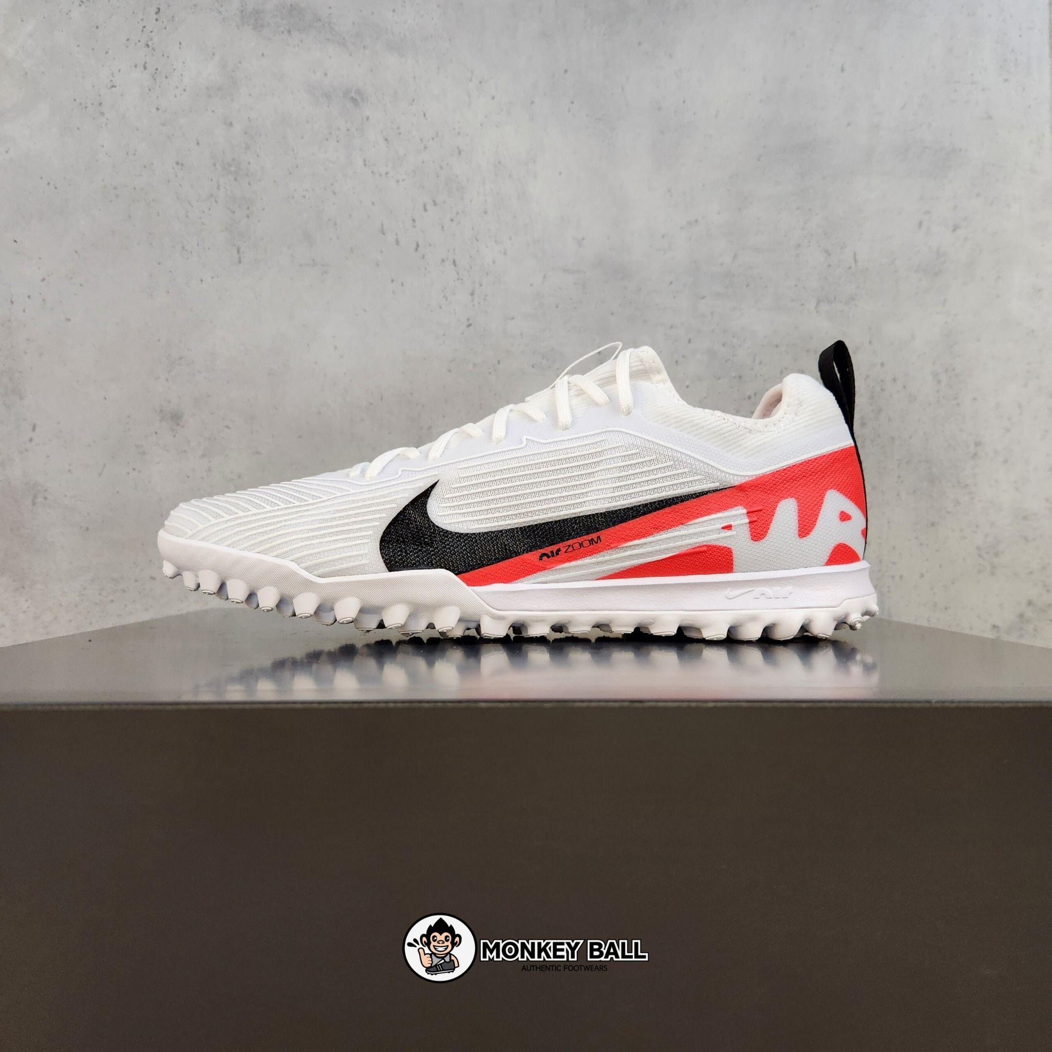  Nike Zoom Vapor 15 Pro 