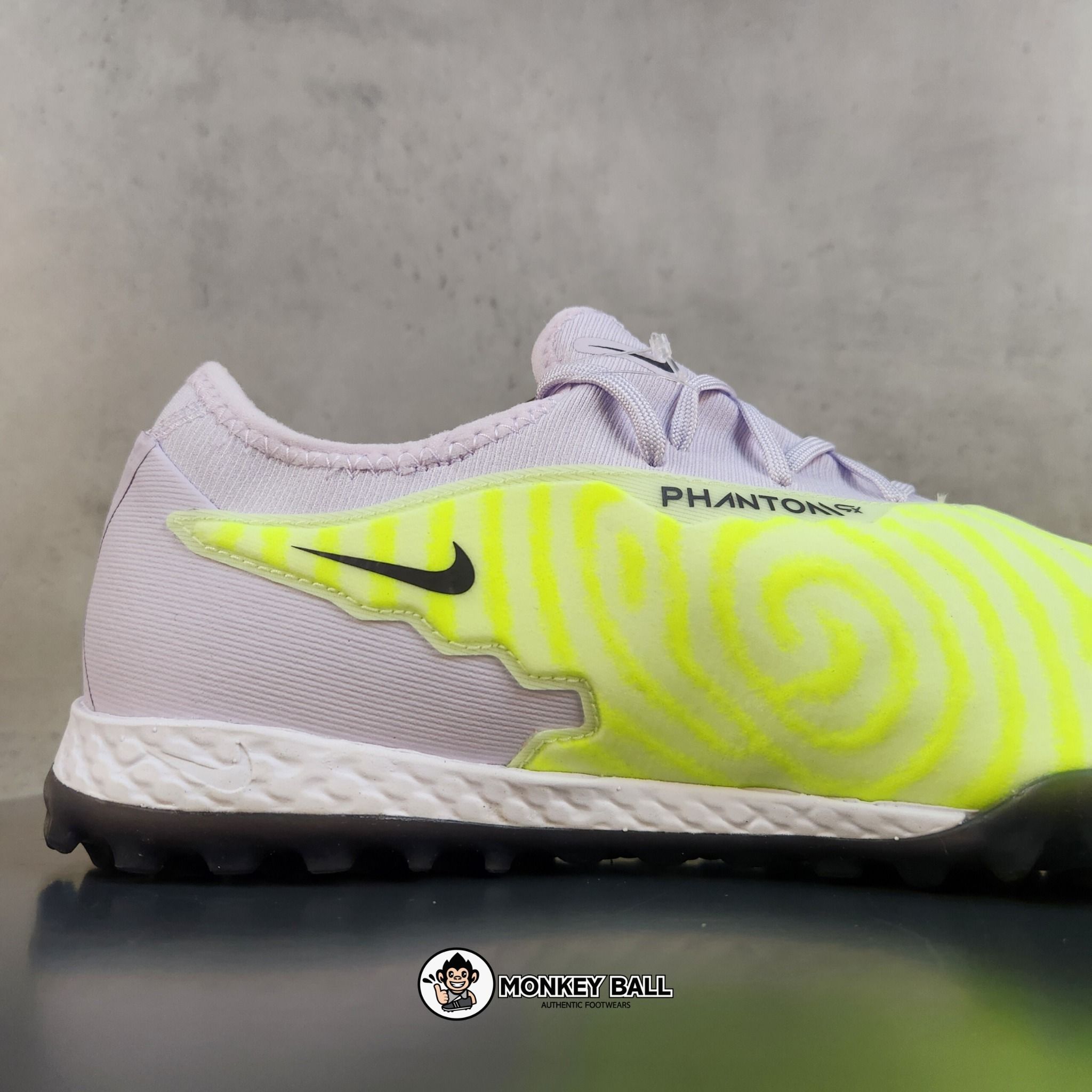  Nike React Phantom GX Pro 