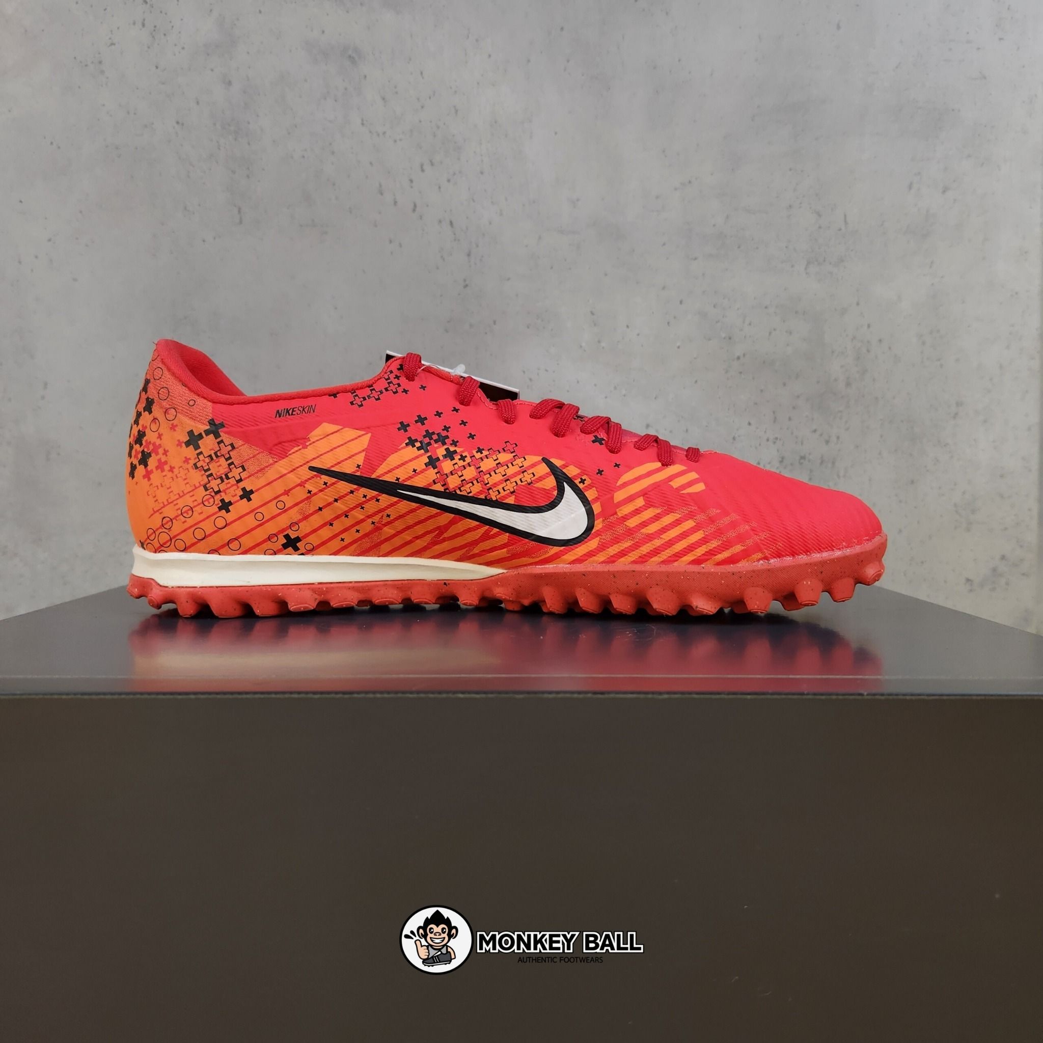  Nike Zoom Vapor 15 Academy 