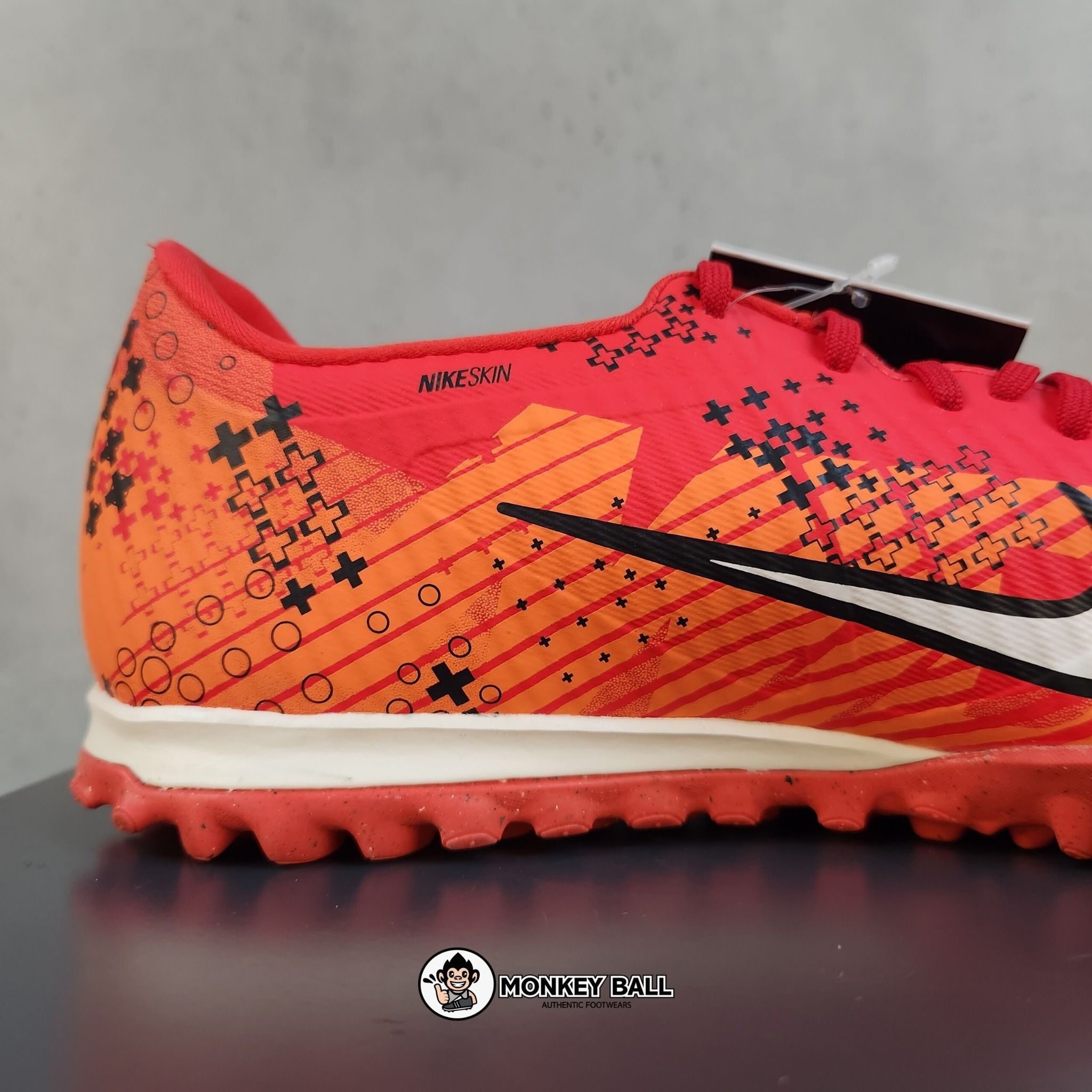  Nike Zoom Vapor 15 Academy 