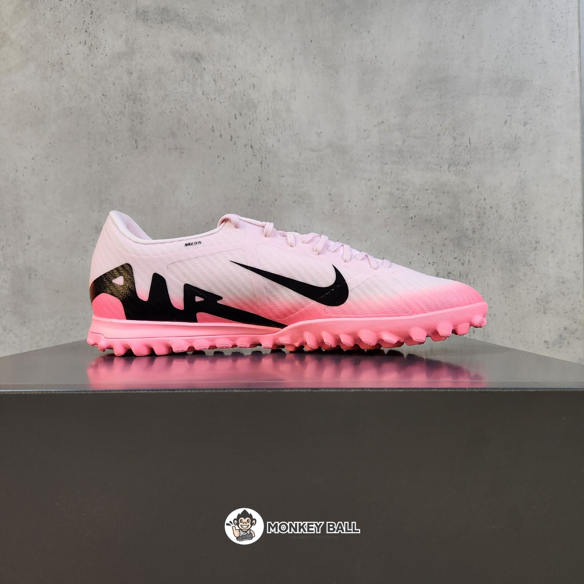  Nike Zoom Vapor 15 Academy 