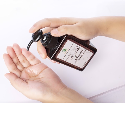  Dung dịch vệ sinh phụ nữ Wonmom ( Trầu không, Tràm trà ) 