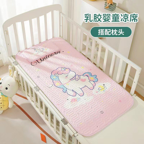  Chiếu điều hòa kèm gối (Hình ngẫu nhiên) 