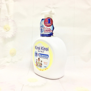  Bọt rửa tay Kirei Kirei hương chanh 250ml 