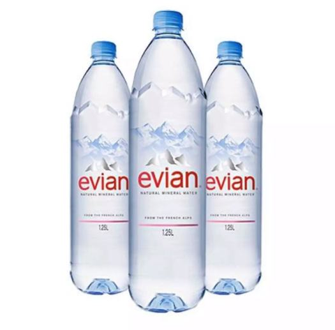  Nước khoáng thiên nhiên không ga Evian 1,5 Lít 