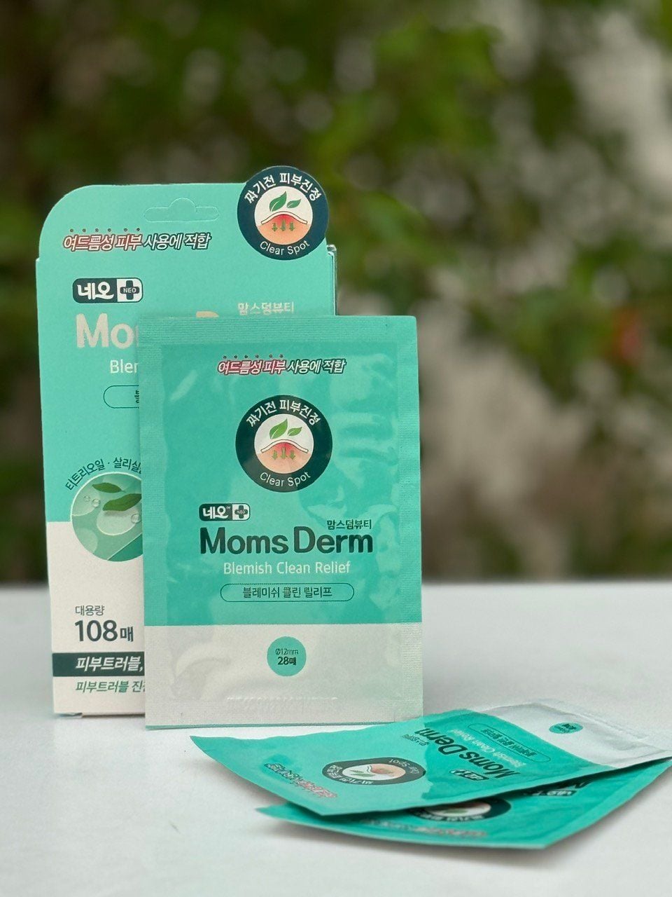  NEO Miếng dán mụn Moms Derm Blemish Clean Relief Patch 108 Miếng 