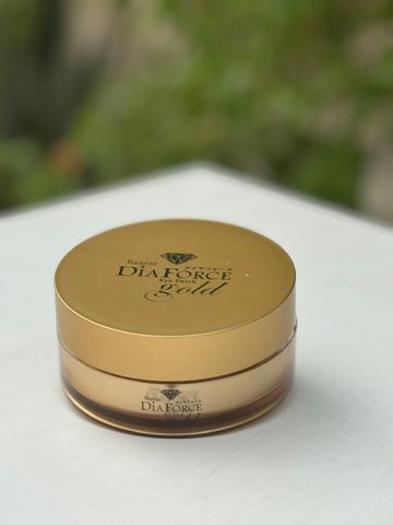  Miếng dán mắt hydrogel chiết xuất vàng DIA FORCE (60 miếng) 