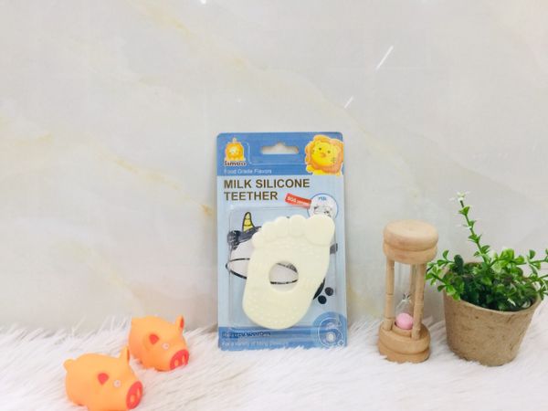  Ngậm nướu hương sữa Simba - bàn chân 