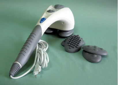  Máy massage cầm tay có đèn hồng ngoại Beurer MG80 