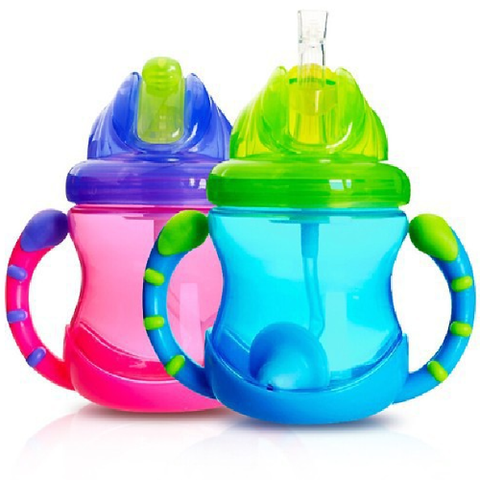  Ca tập uống bằng nhựa có ống hút bằng silicon tay cầm 240ml Nuby 10254 