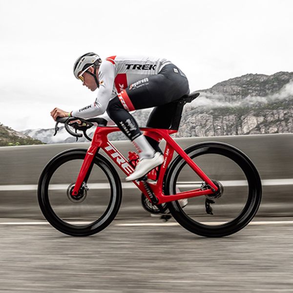  Xe đạp, phụ kiện và phụ tùng 