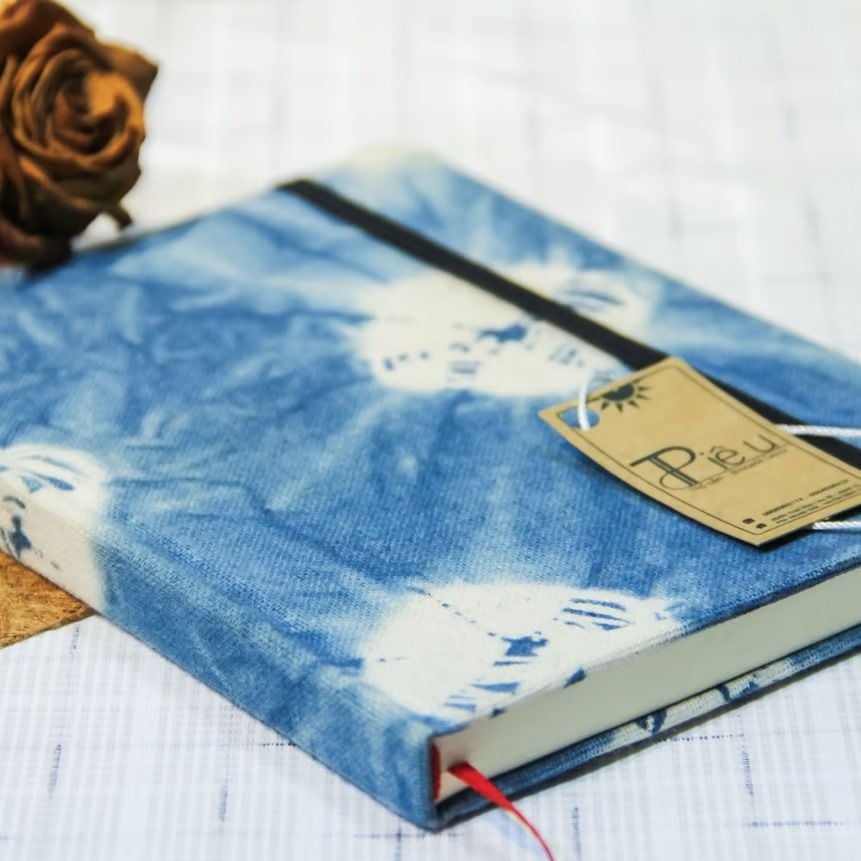  Sổ tay thổ cẩm lớn - vẽ batik sáp ong - xanh dương - PIÊU 