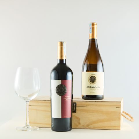 Combo Vang đỏ Chile Antawara Gran Reserva và Vang Trắng Chile Antawara Reserva