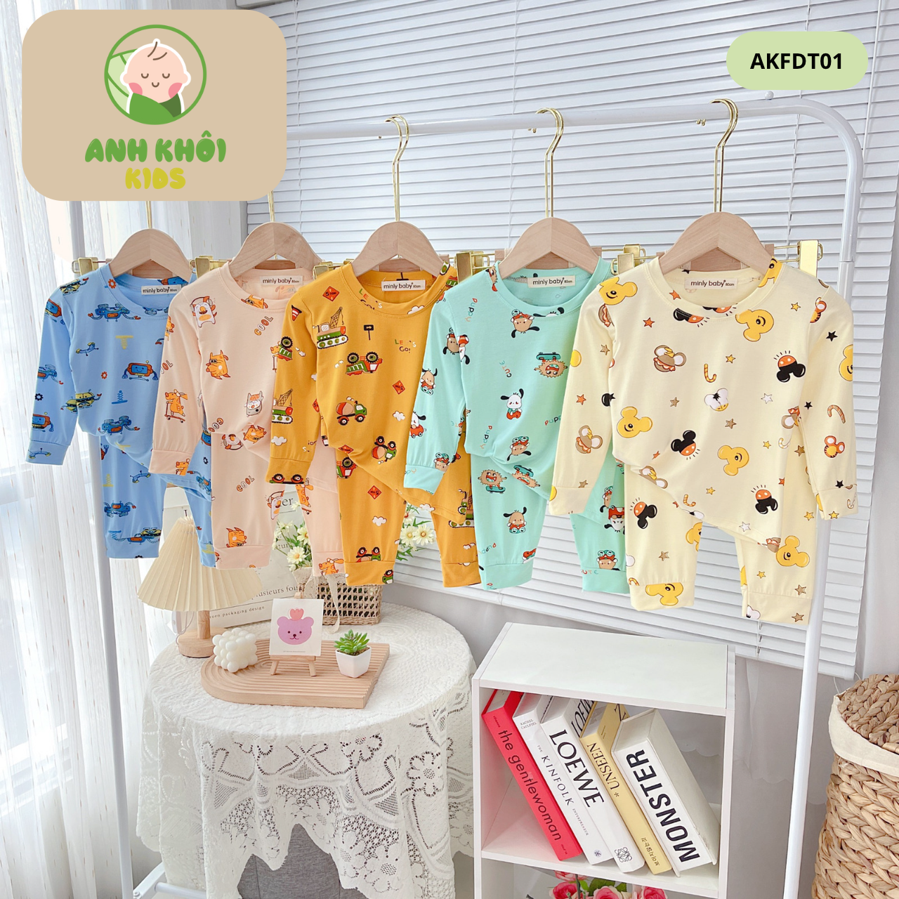  AKFDT01 - Bộ quần áo dài tay vải thun lạnh co giãn tốt cho bé trai/bé gái 