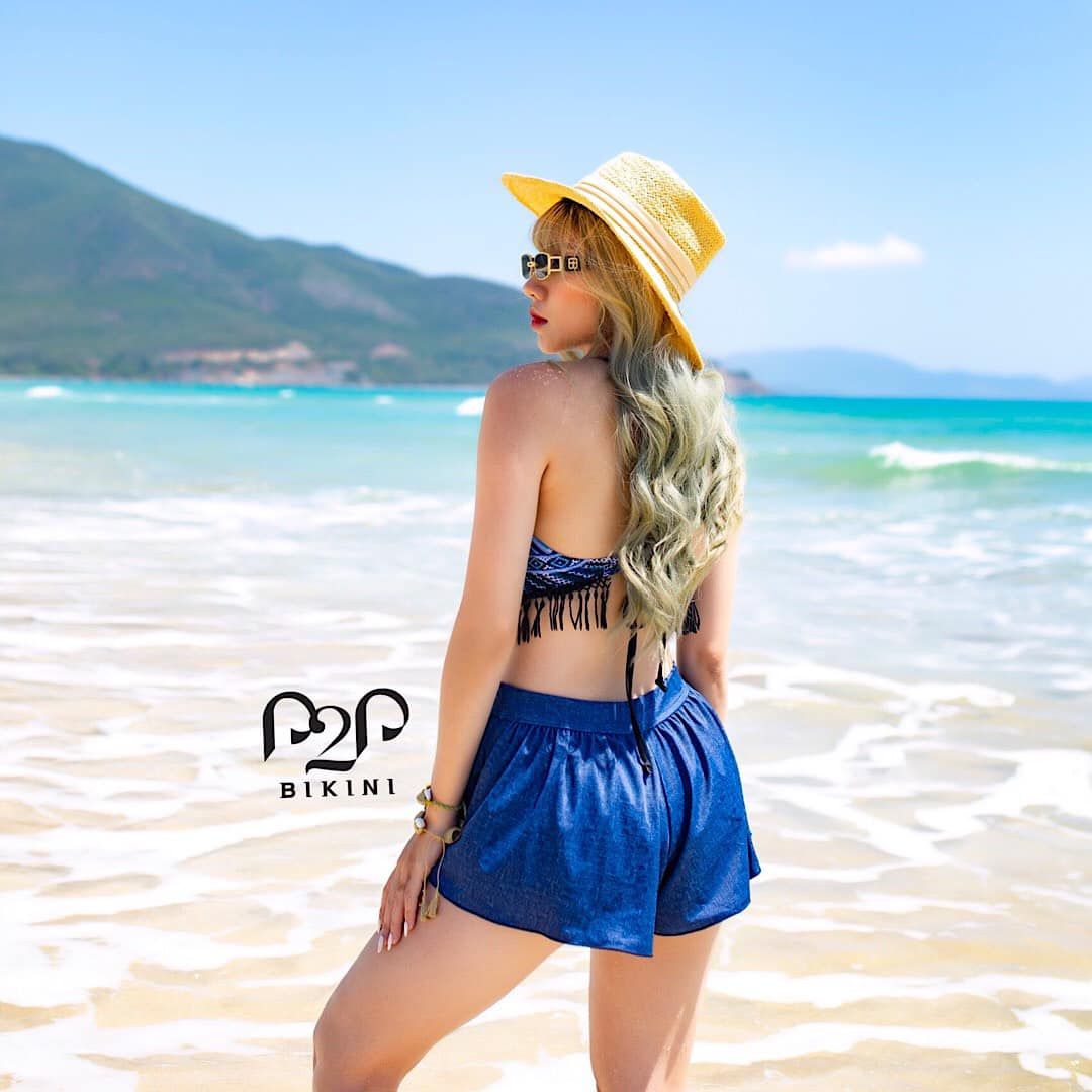 dam co yem đầm cổ yếm
