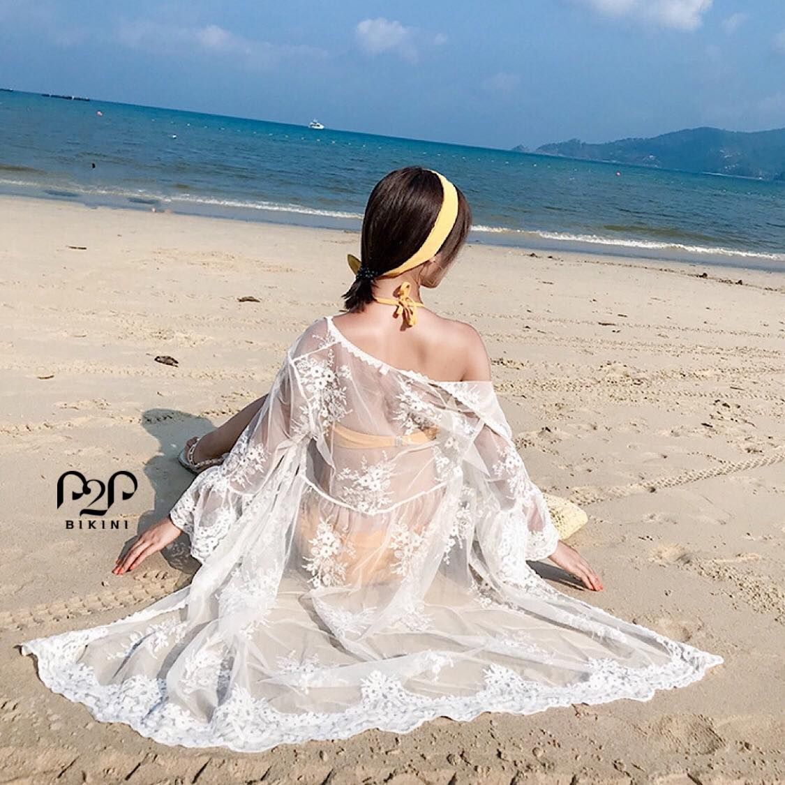 Cover Beach trắng hoa