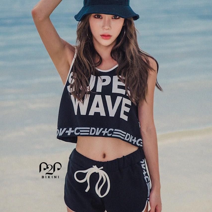 Đồ bơi hai mảnh croptop, quần short