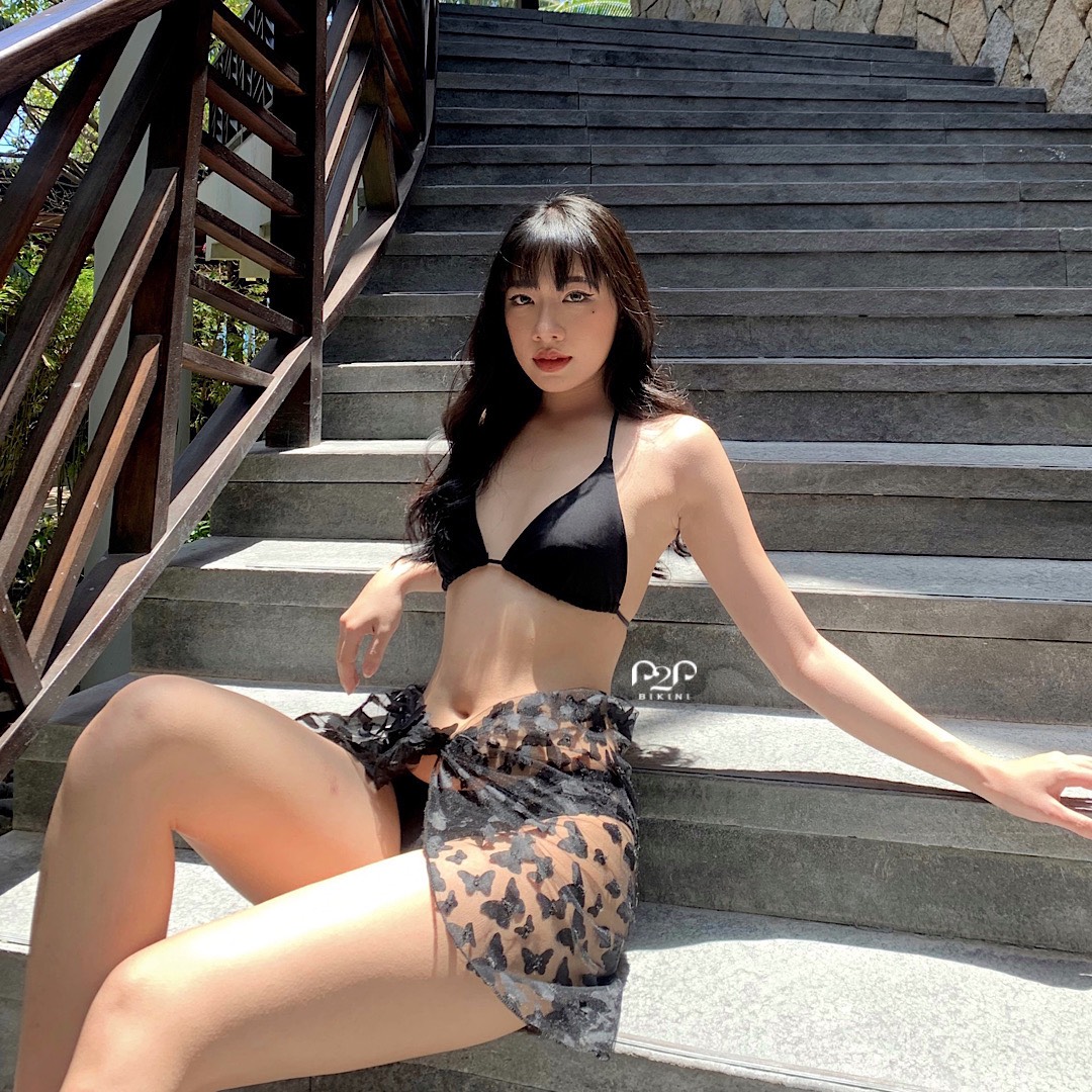 Bikini 2 mảnh tam giác màu đen