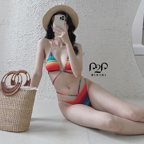 Bikini 2 mảnh áo mút cột dây, quần tam giác họa tiết cầu vồng