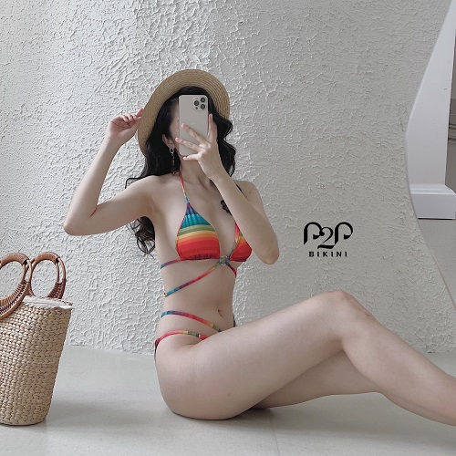 Bikini 2 mảnh áo mút cột dây, quần tam giác họa tiết cầu vồng