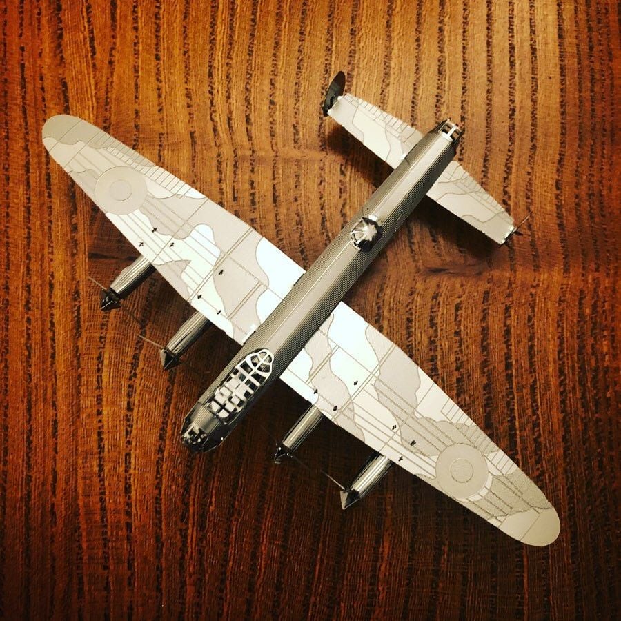  Mô Hình Kim Loại Lắp Ráp 3D Metal Mosaic Máy Bay Avro Lancaster Bomber (20 mảnh) – MP883 