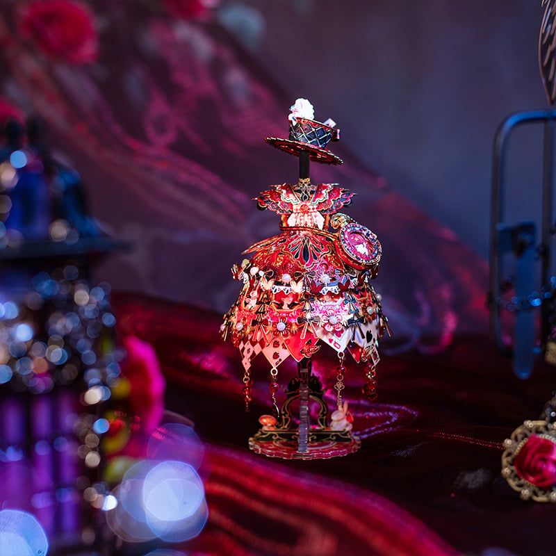  Mô Hình Kim Loại Lắp Ráp 3D MU Bộ Váy Quý Tộc Của Alice (113 mảnh, Đế Mica Đen, Alice's Dress) YM-N174-B – MP1243 