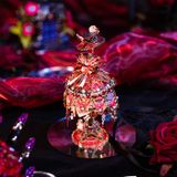  Mô Hình Kim Loại Lắp Ráp 3D MU Bộ Váy Quý Tộc Của Alice (113 mảnh, Đế Mica Đen, Alice's Dress) YM-N174-B – MP1243 