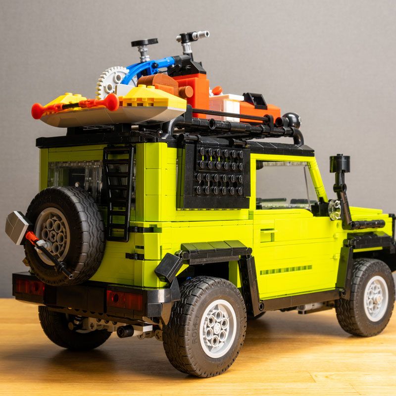  Mô Hình Nhựa 3D Lắp Ráp CaDA Xe SUV Suzuki Jimny 1:12 (1803 mảnh) C62001- LG0156 
