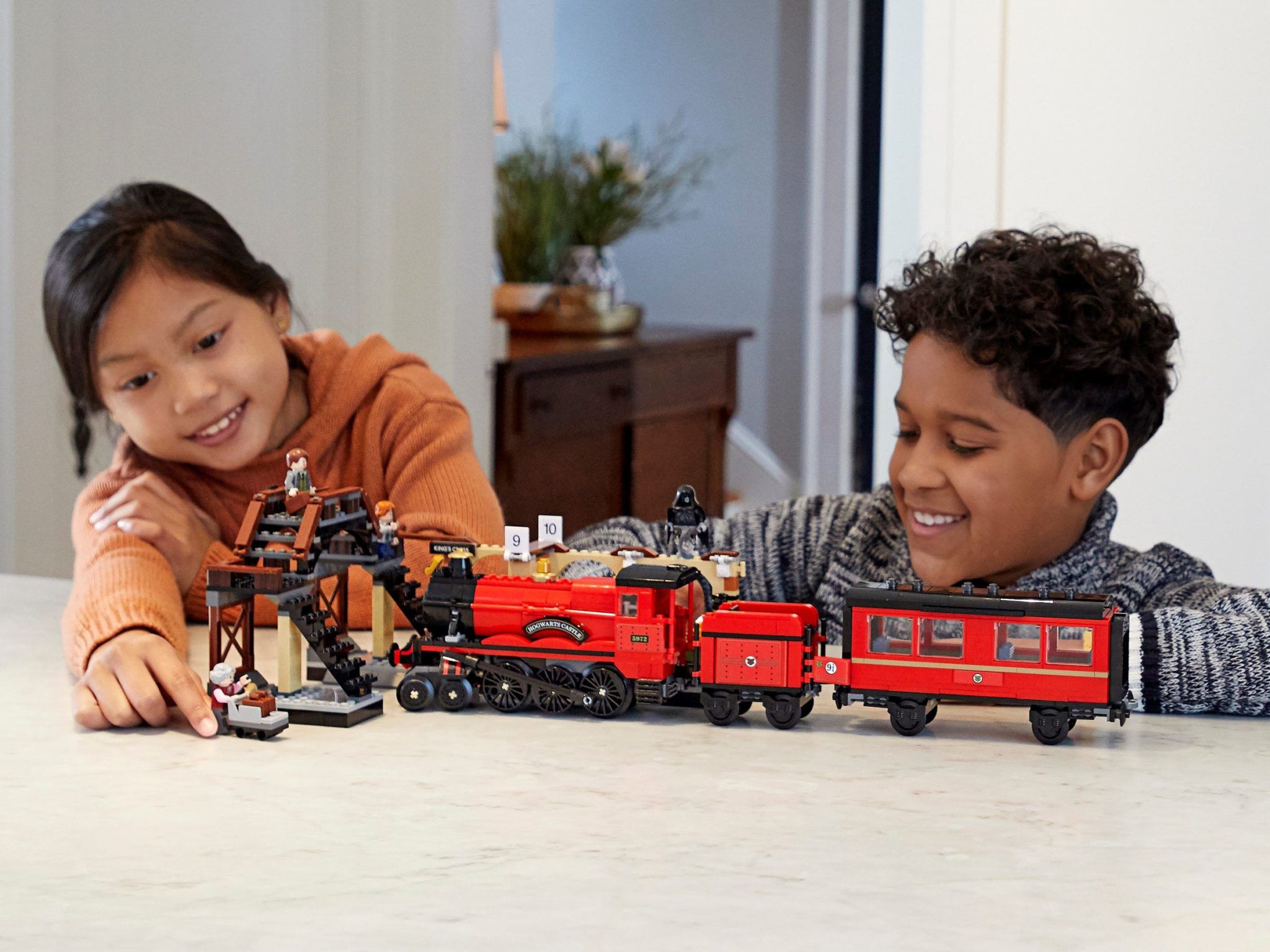  Mô Hình Nhựa 3D Lắp Ráp OEM Harry Potter Tàu Hogwarts Express (801 mảnh) 6060 - LG0135 