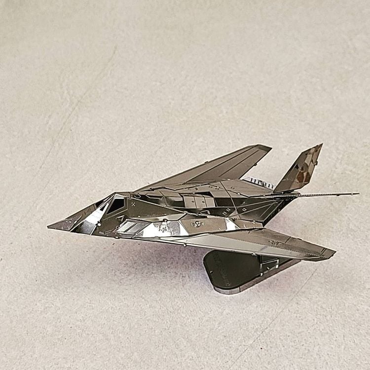  Mô Hình Kim Loại Lắp Ráp 3D Metal Head Tiêm Kích F117 Nighthawk (20 mảnh) – MP931 