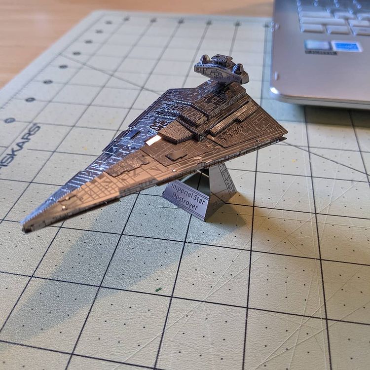  Mô Hình Kim Loại Lắp Ráp 3D Metal Mosaic Imperial Star Destroyers(45 mảnh) – MP721 