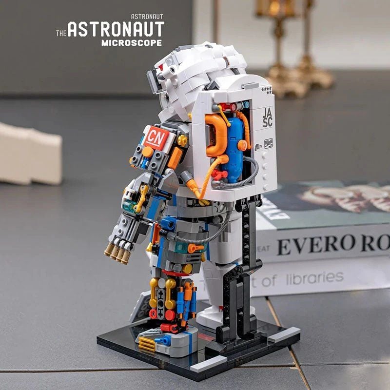  Mô Hình Nhựa 3D Lắp Ráp JAKI  Phi hành gia (900 mảnh, Astronaut) JK9106 - LG0167 